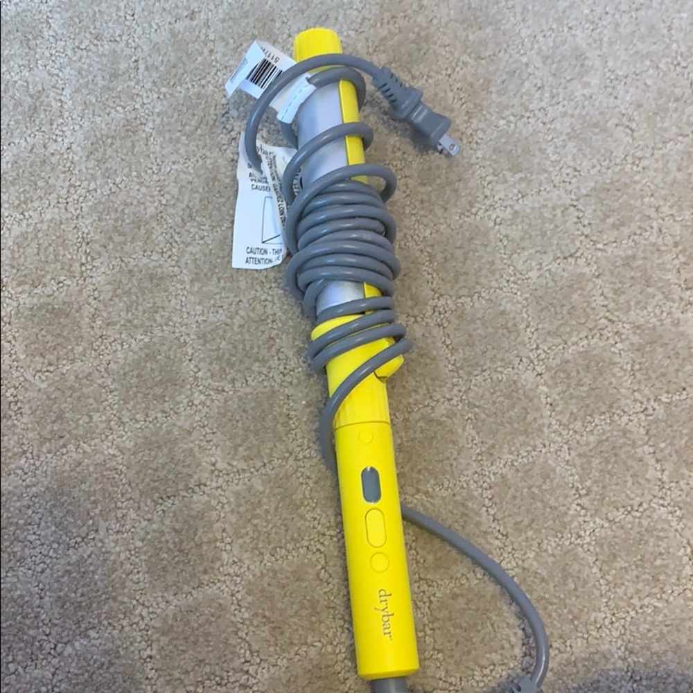 Drybar “the wrap party” curling iron - Picture 2 of 2